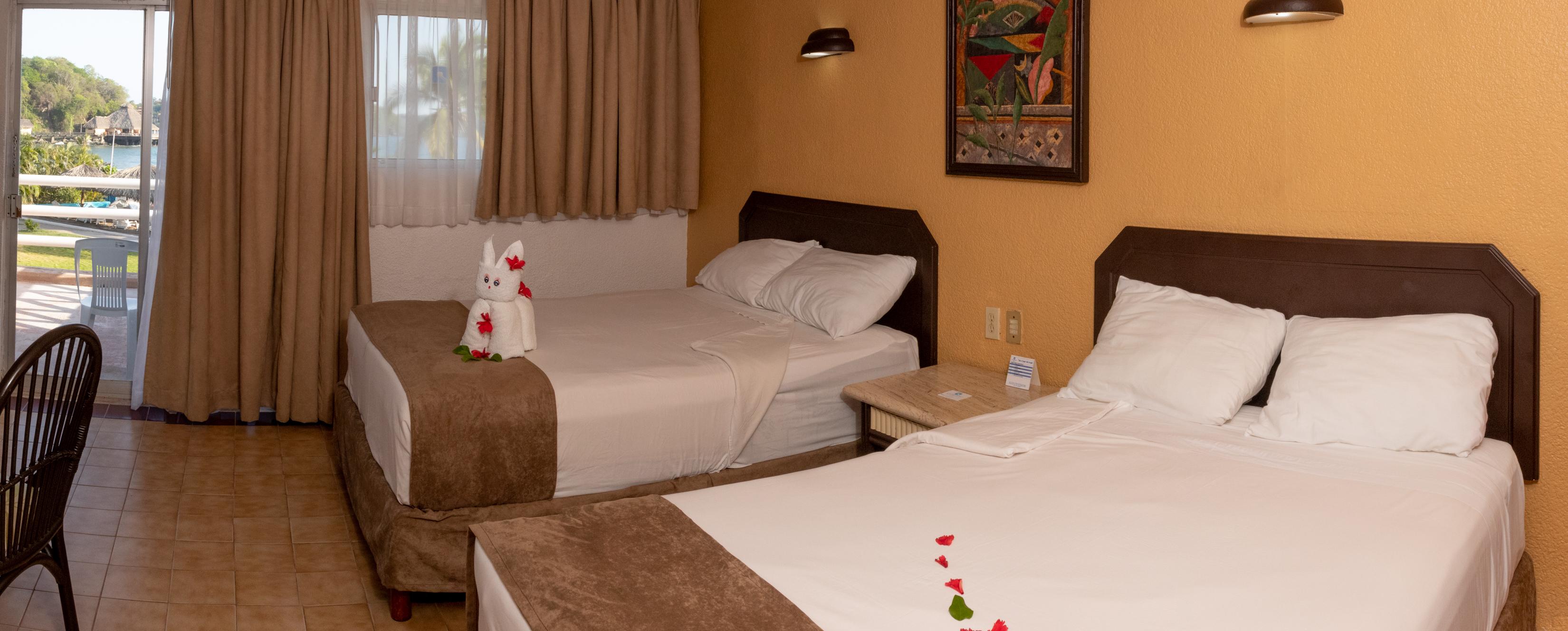 Qualton Club Ixtapa All Inclusive Buitenkant foto